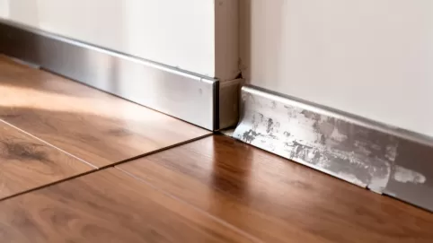 Co zamiast listew przypodłogowych